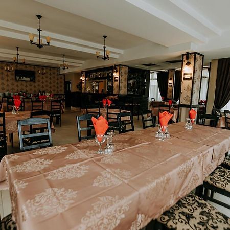 מונסה Guest House Lacul Linistit מראה חיצוני תמונה