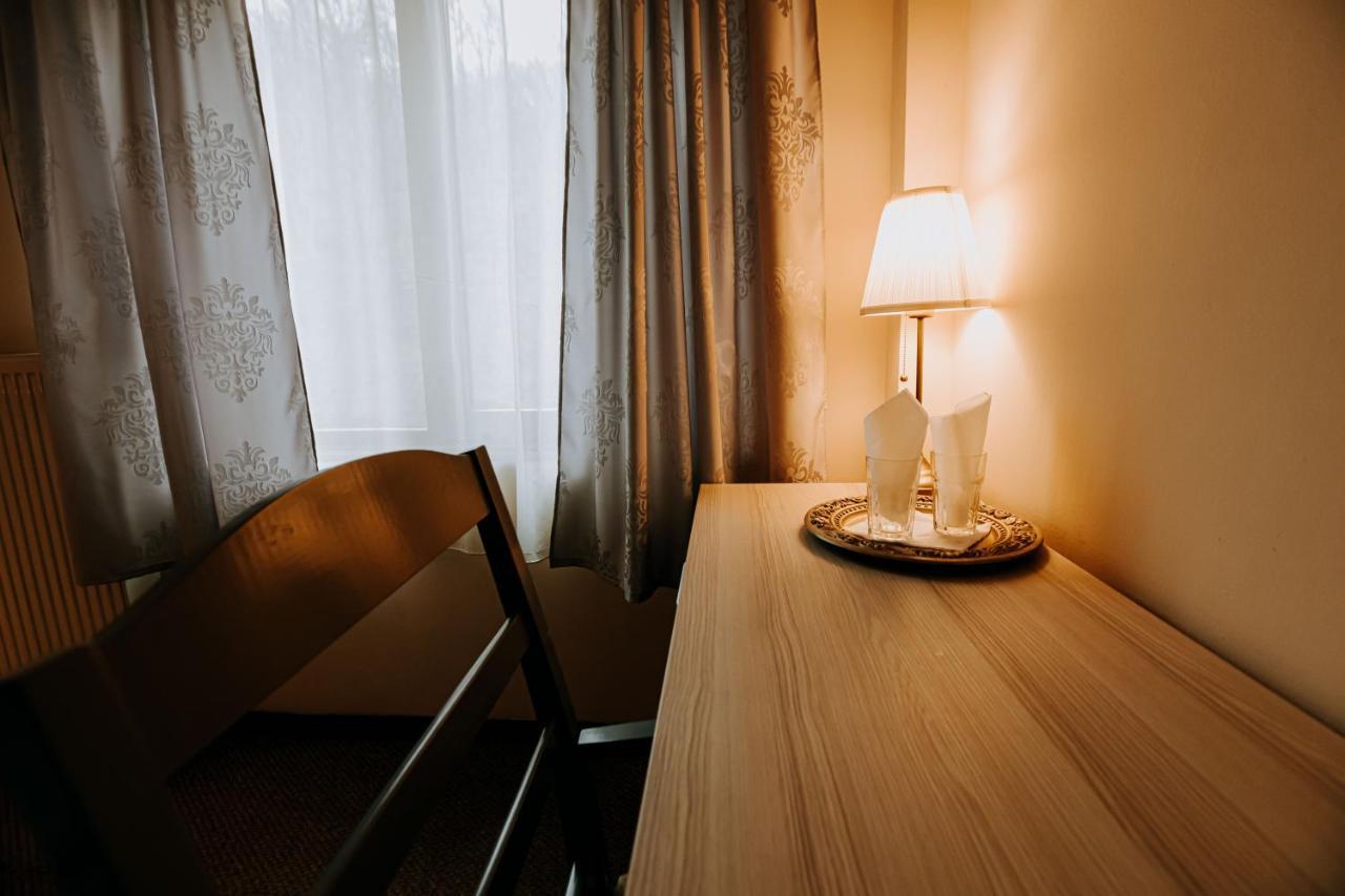 מונסה Guest House Lacul Linistit מראה חיצוני תמונה